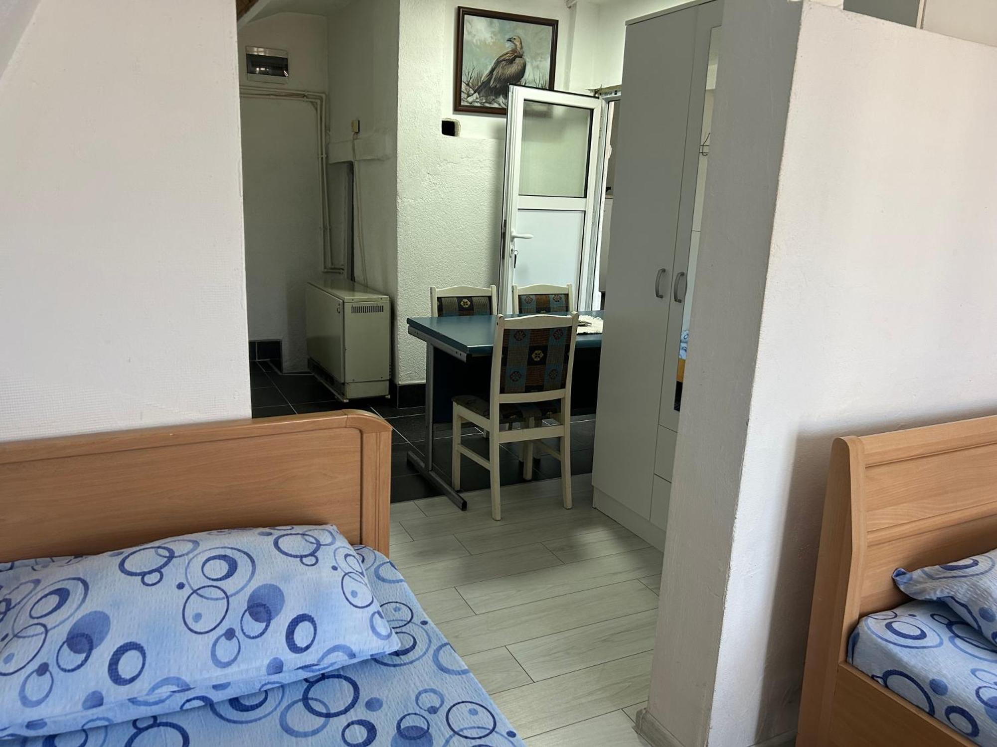 Apartmani & Restoran -S O K O- Sjenica Exteriör bild