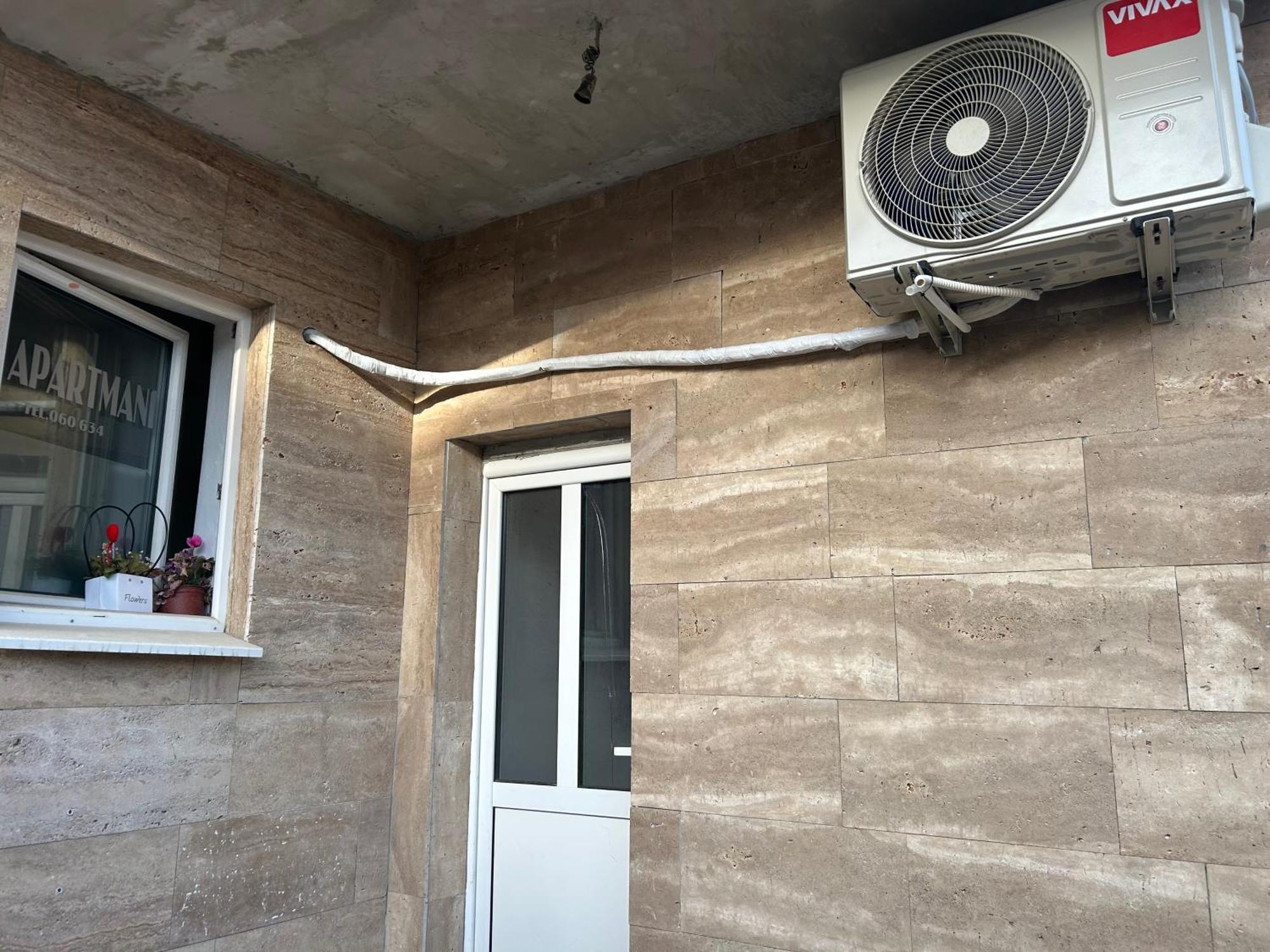 Apartmani & Restoran -S O K O- Sjenica Exteriör bild